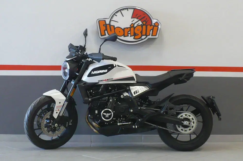 Moto Morini SEIEMMEZZO
