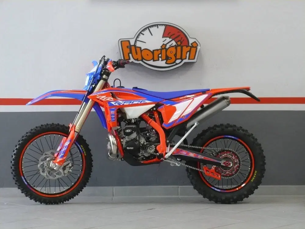 Foto Betamotor RR 300 2T