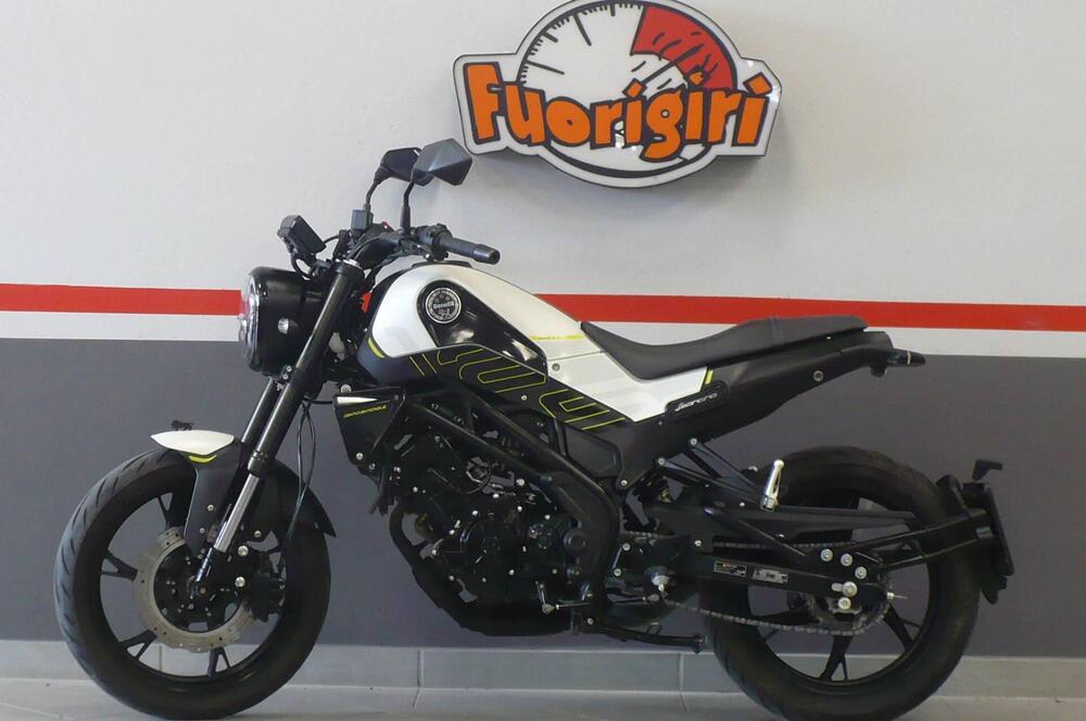 Benelli Leoncino 125