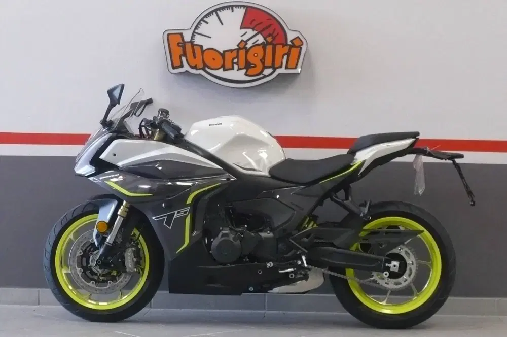 Benelli Tornado 550