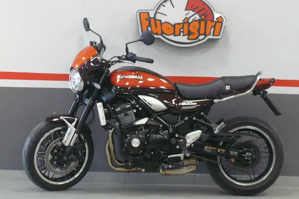 Foto Kawasaki Z 900 RS