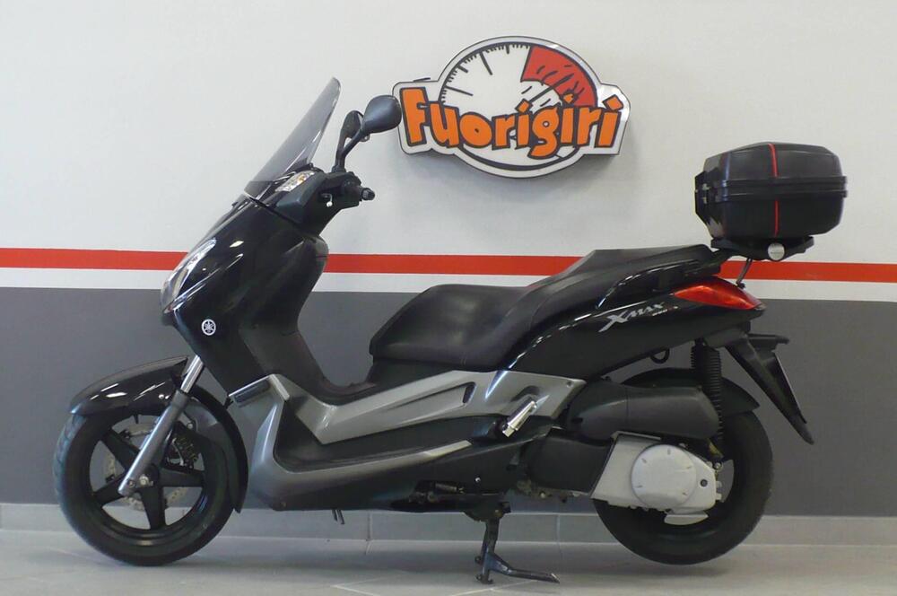 Foto Yamaha X-Max 250